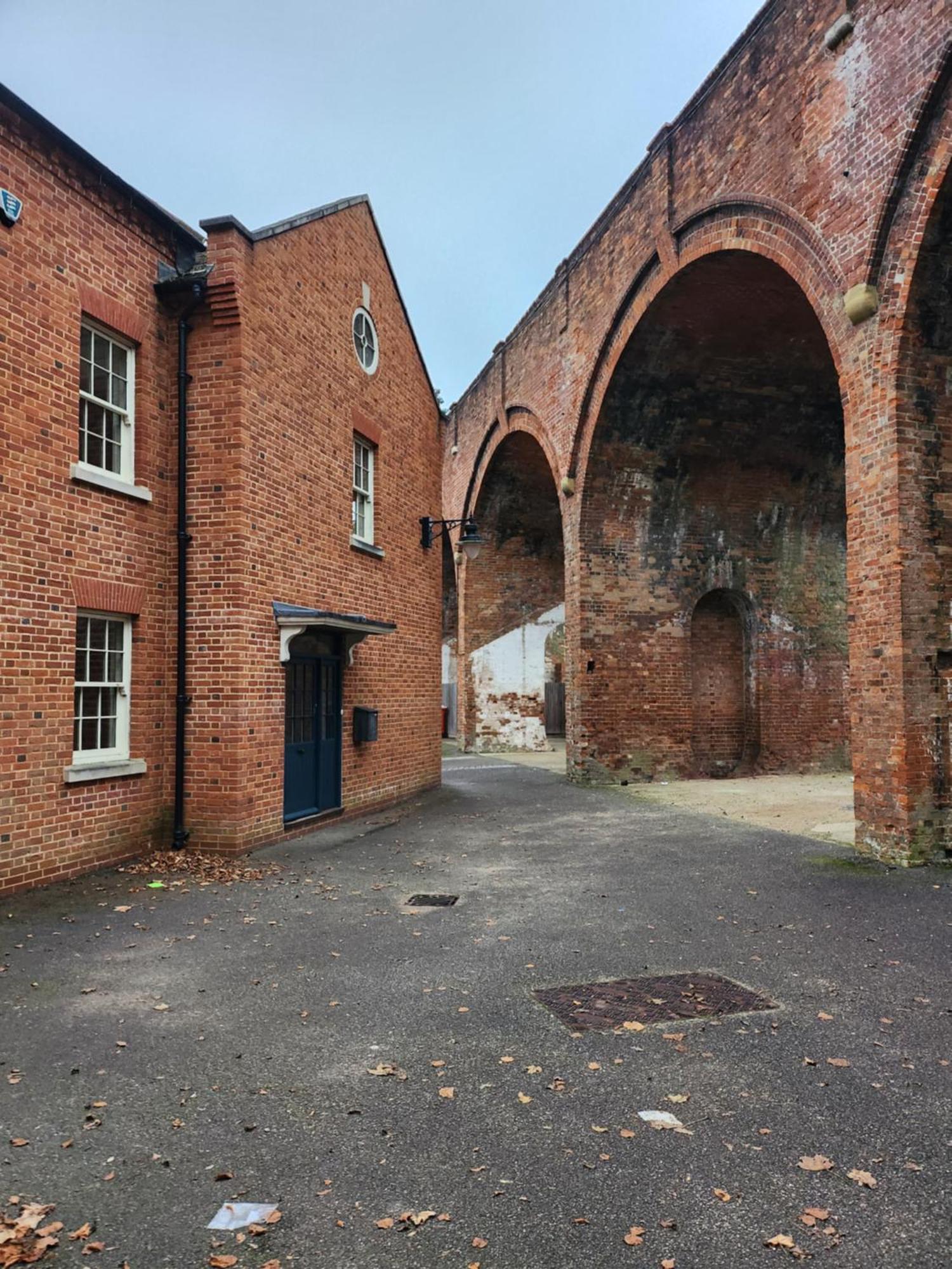 West Lodge Hatfield  Exterior foto