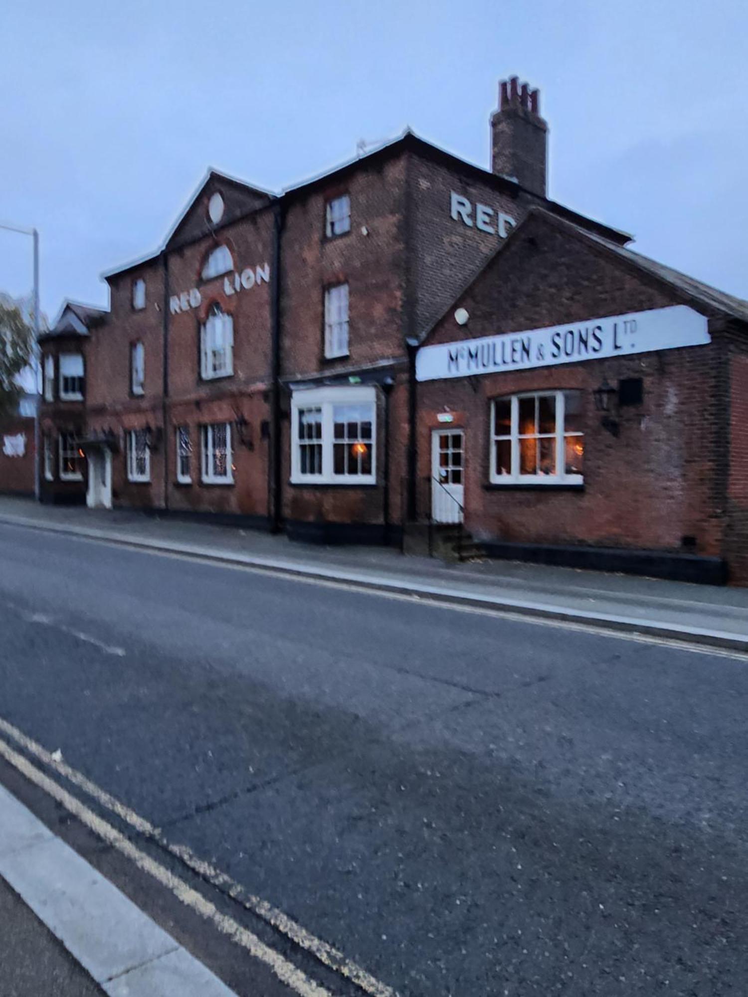 West Lodge Hatfield  Exterior foto